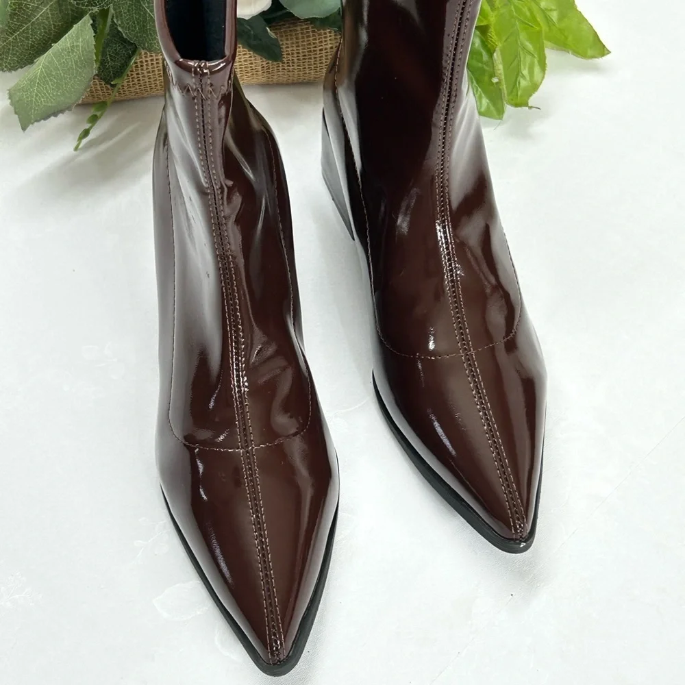 Elegant Brown Ankle Boots